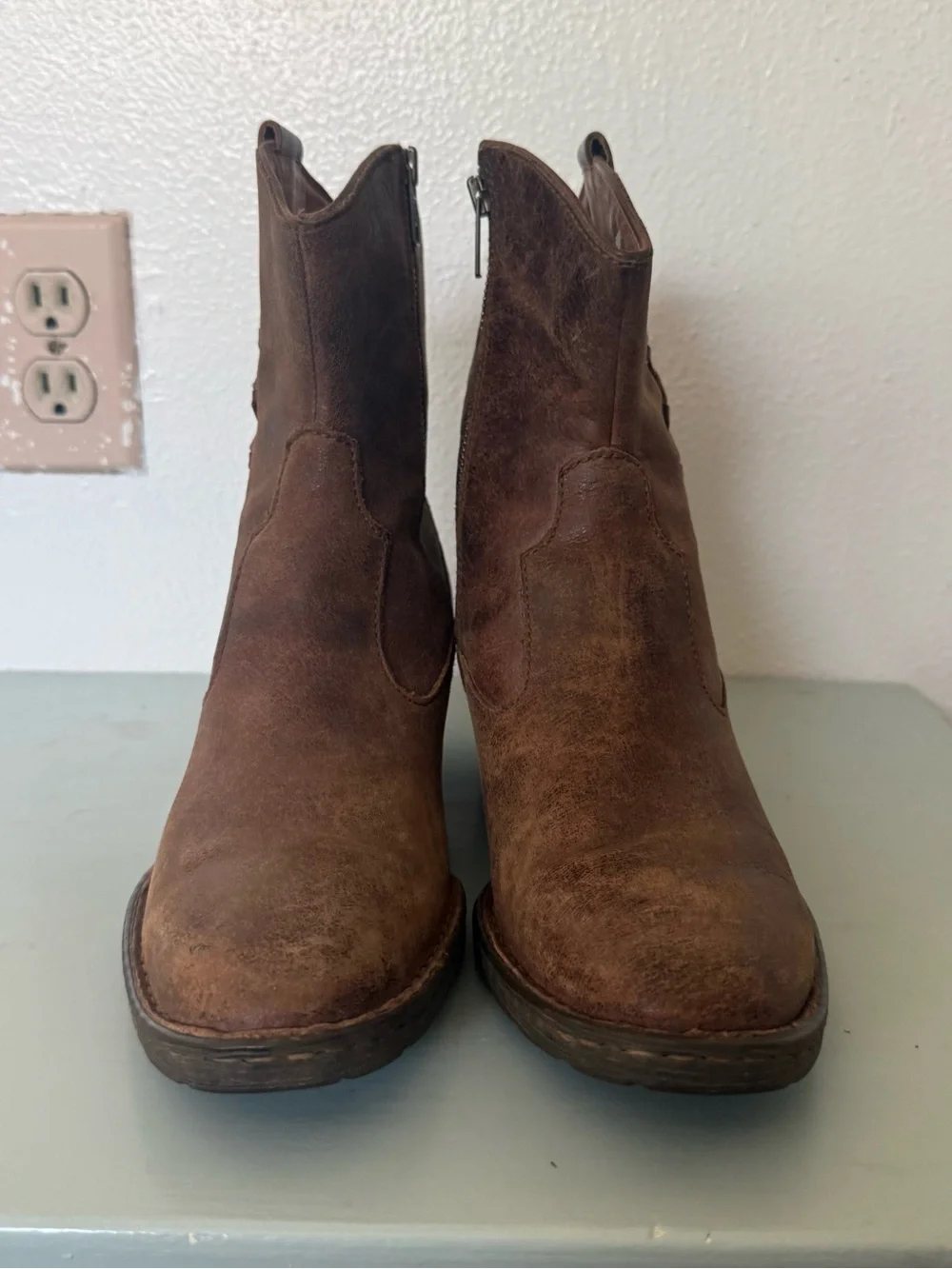 Born boots